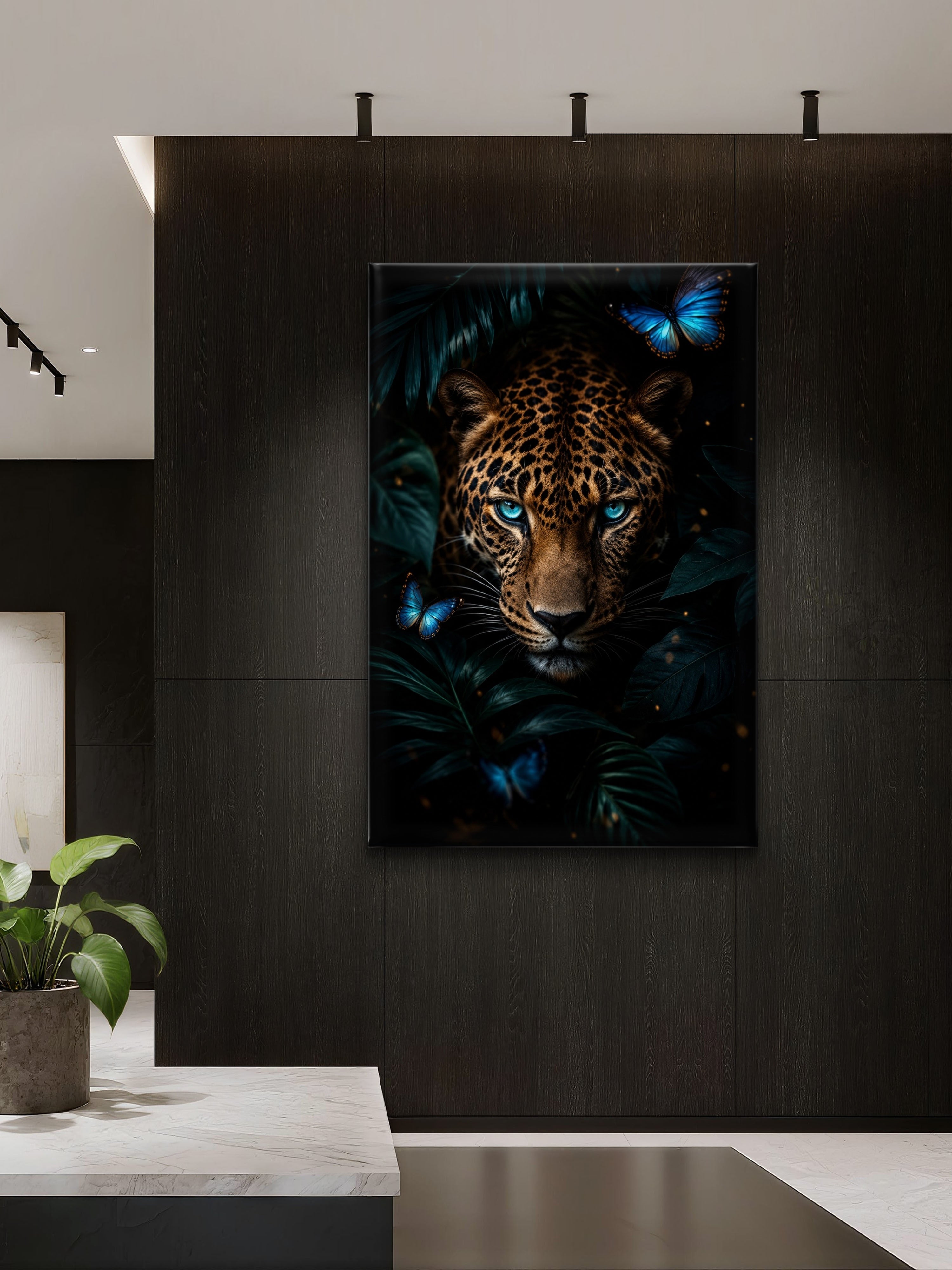 Sapphire Leopard
